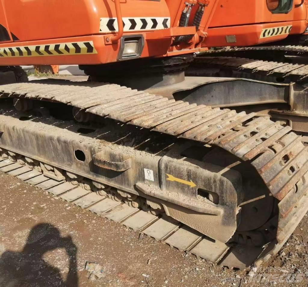 Doosan DH 220 Koparki gąsienicowe