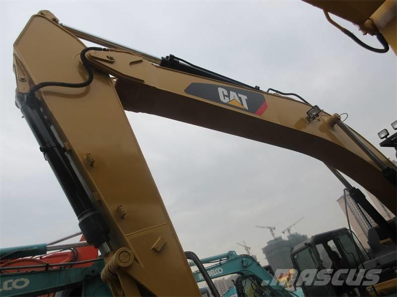 CAT 320 D Koparki gąsienicowe