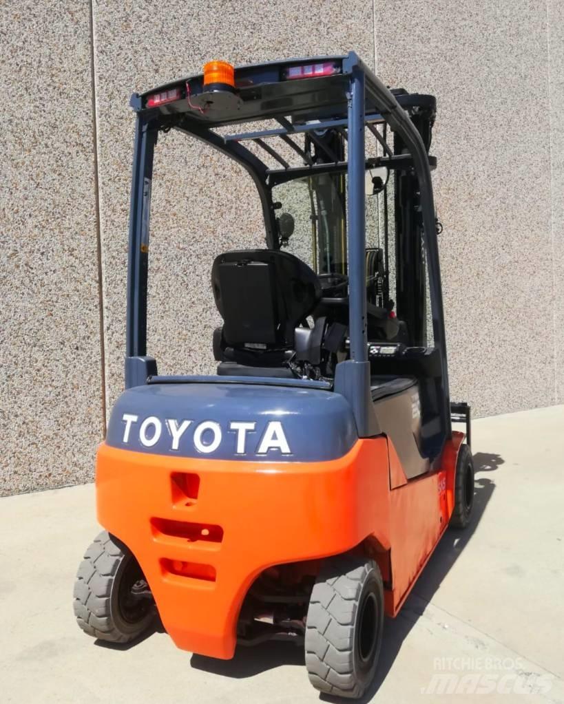 Toyota 8FBM20T Wózki elektryczne
