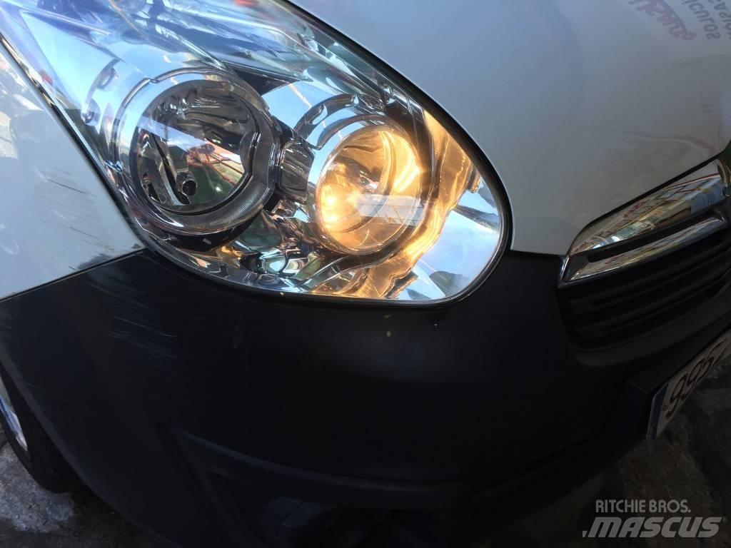Opel Combo Busy / Vany