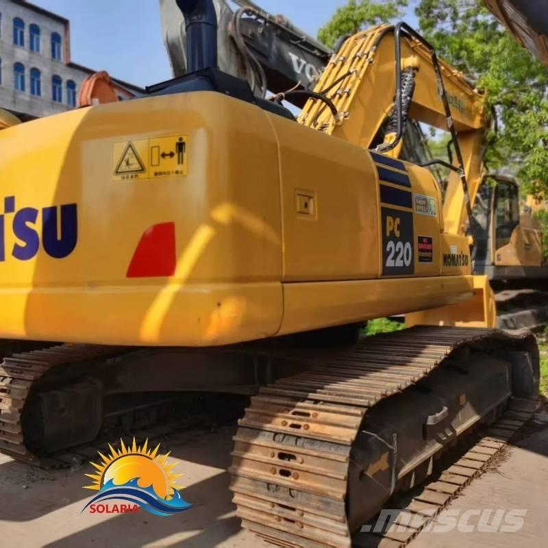 Komatsu PC 220-7 Koparki gąsienicowe
