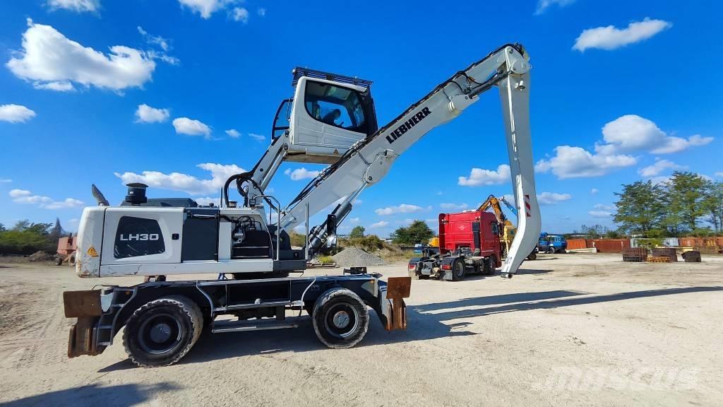 Liebherr LH 30 M Koparki przeładunkowe