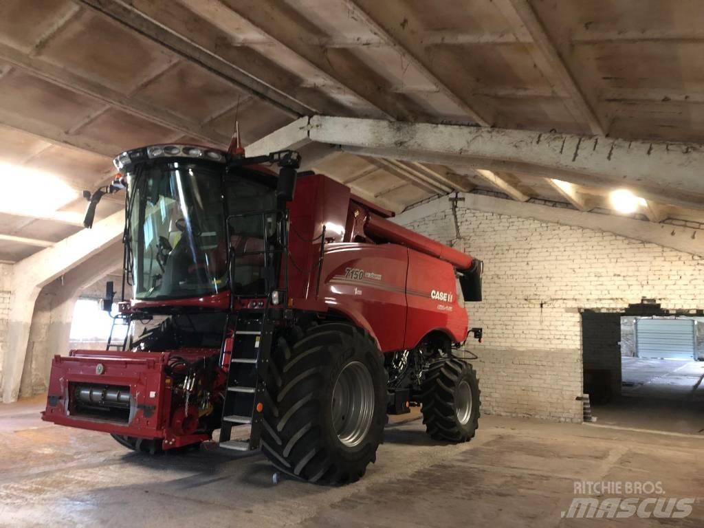 CASE AF7150 Kombajny zbożowe