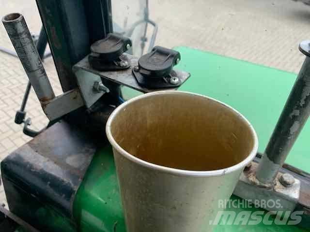 John Deere 2450 Ciągniki rolnicze