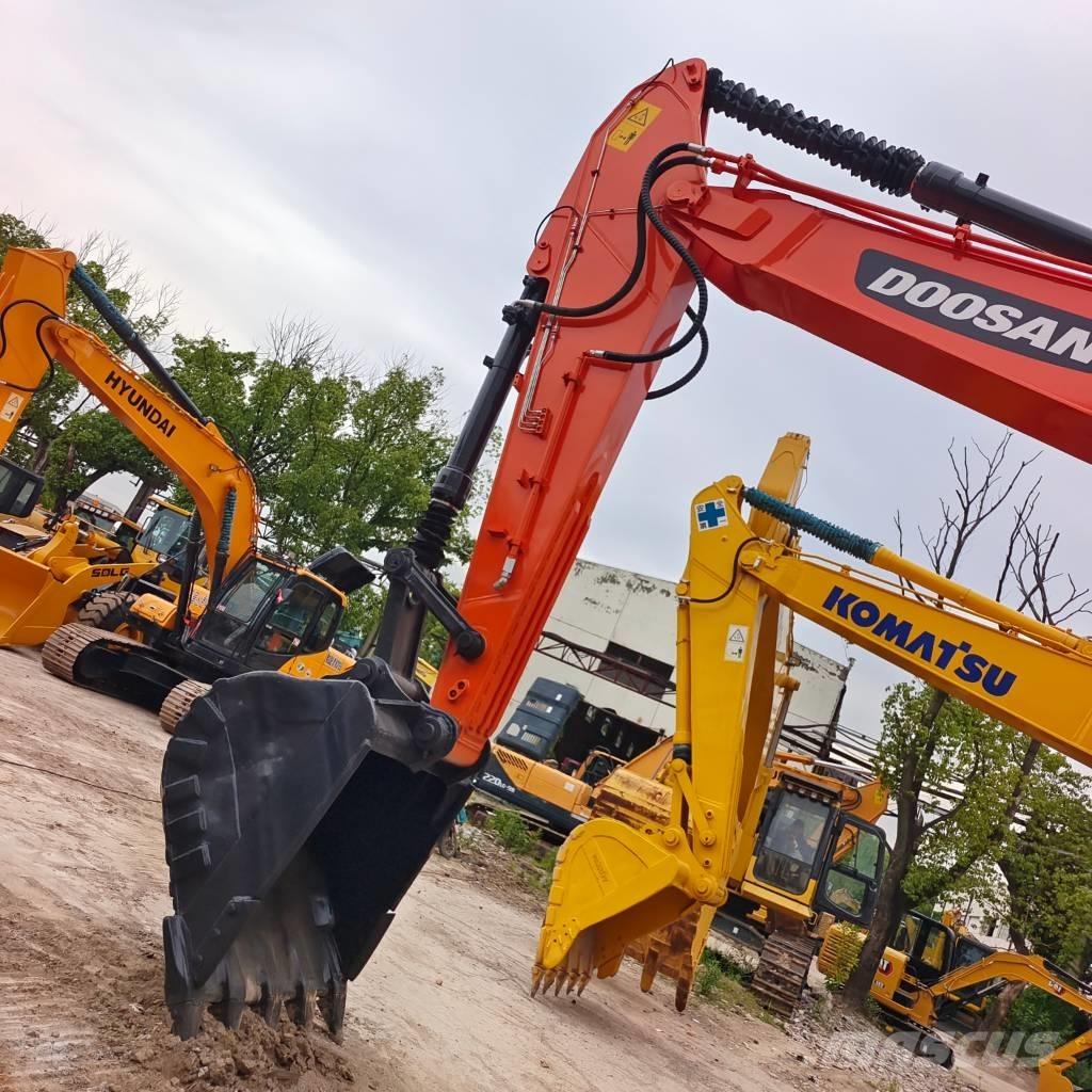 Doosan DX 300 LC-9C Koparki gąsienicowe