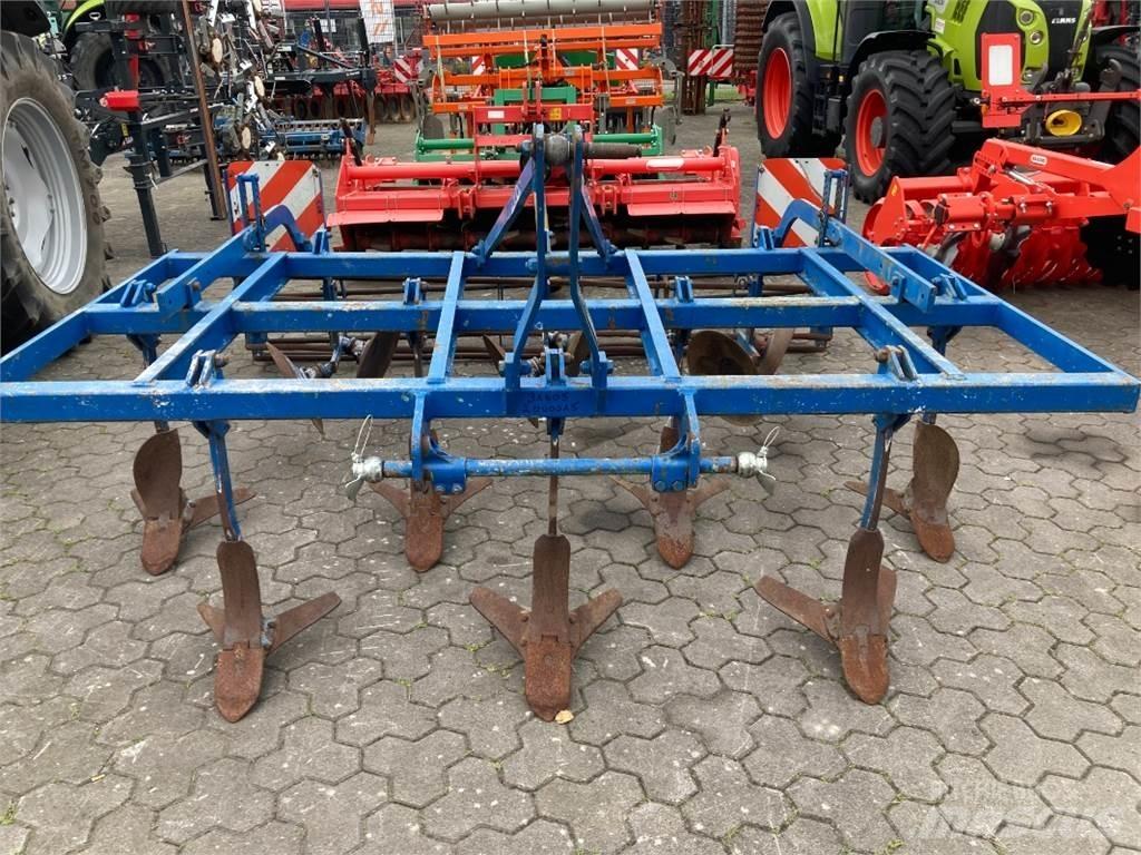 Lemken Smaragd 300 Kultywatory
