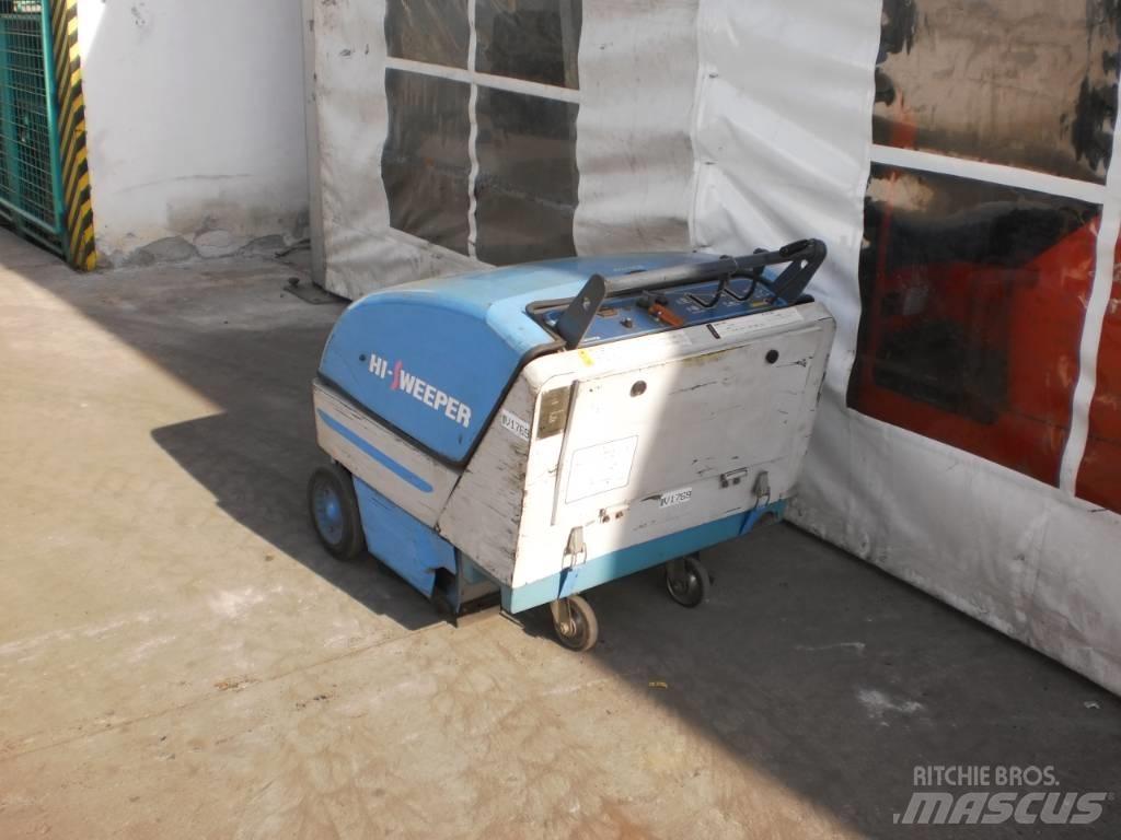 Toyota 4QBW9     V-1769 Komunalne - Inne
