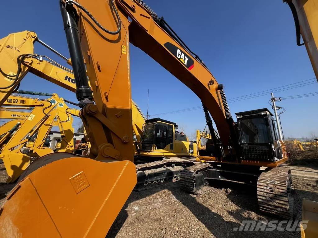 CAT 330 D2 Koparki gąsienicowe