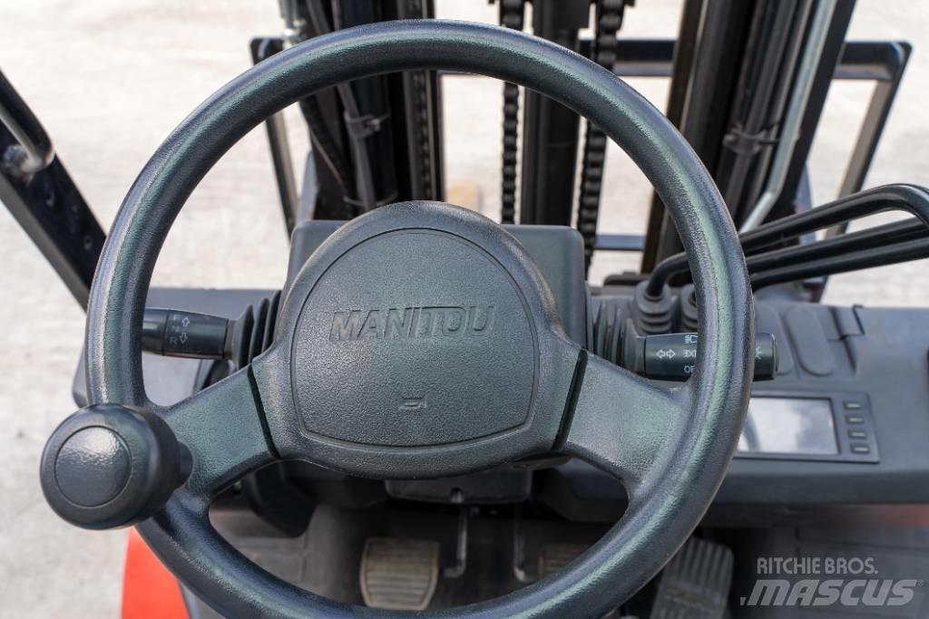 Manitou MI 25 D Wózki Diesla