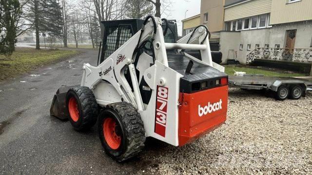 Bobcat 873 Ładowarki burtowe