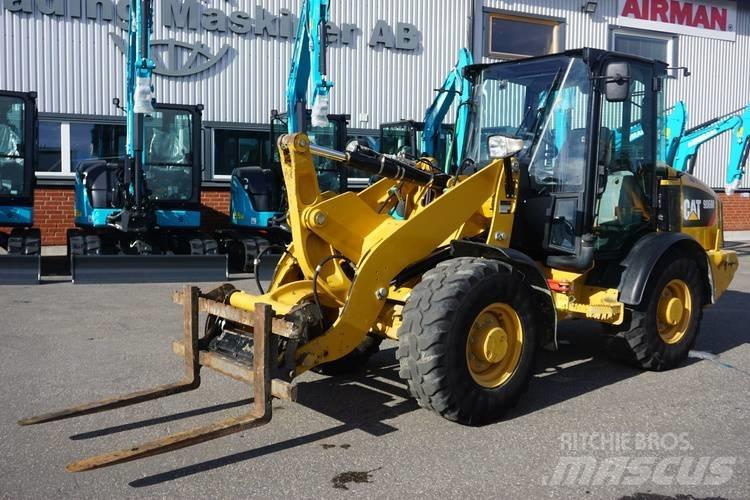 CAT 906M *Uthyres* Ładowarki kołowe