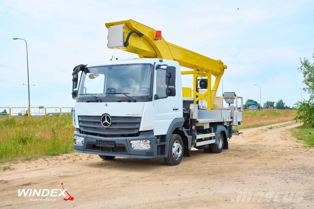 Palfinger P 300 KS Podnośniki koszowe