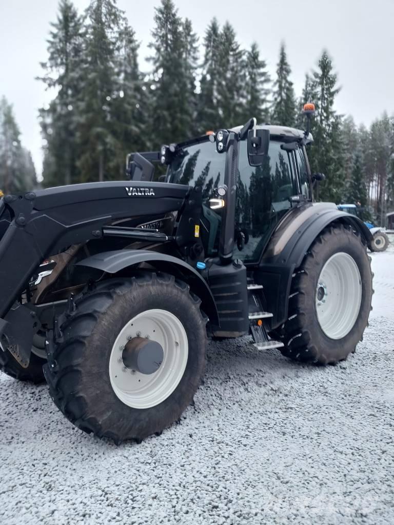 Valtra T 235 Ciągniki rolnicze
