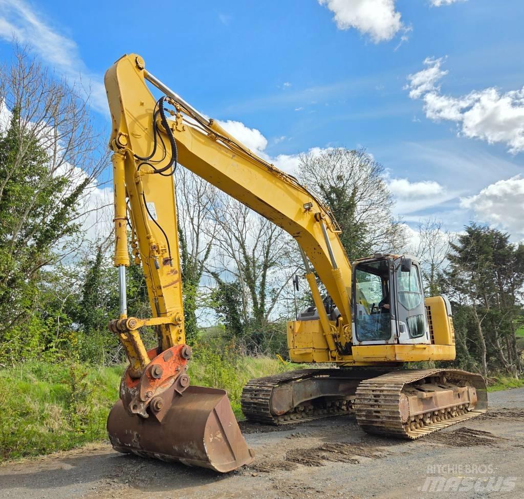 Komatsu PC 228 USLC Koparki gąsienicowe