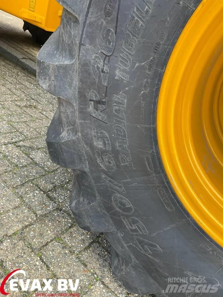 JCB 435S (DEMO) Ładowarki kołowe