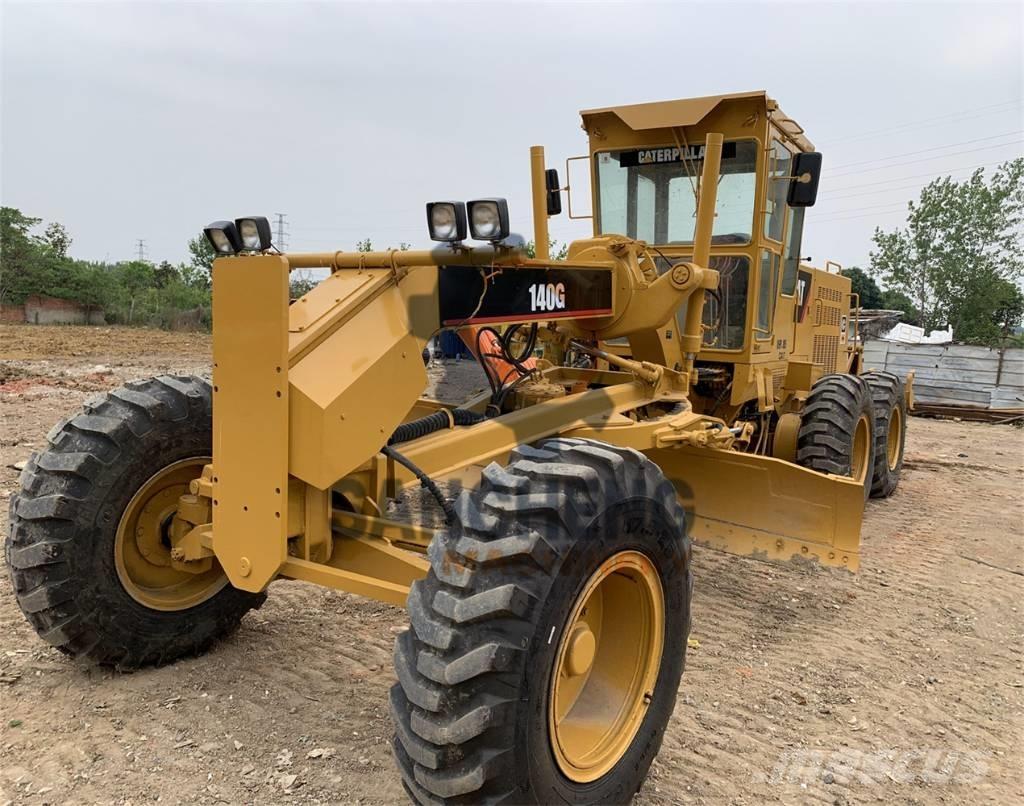 CAT 140 G Równiarki