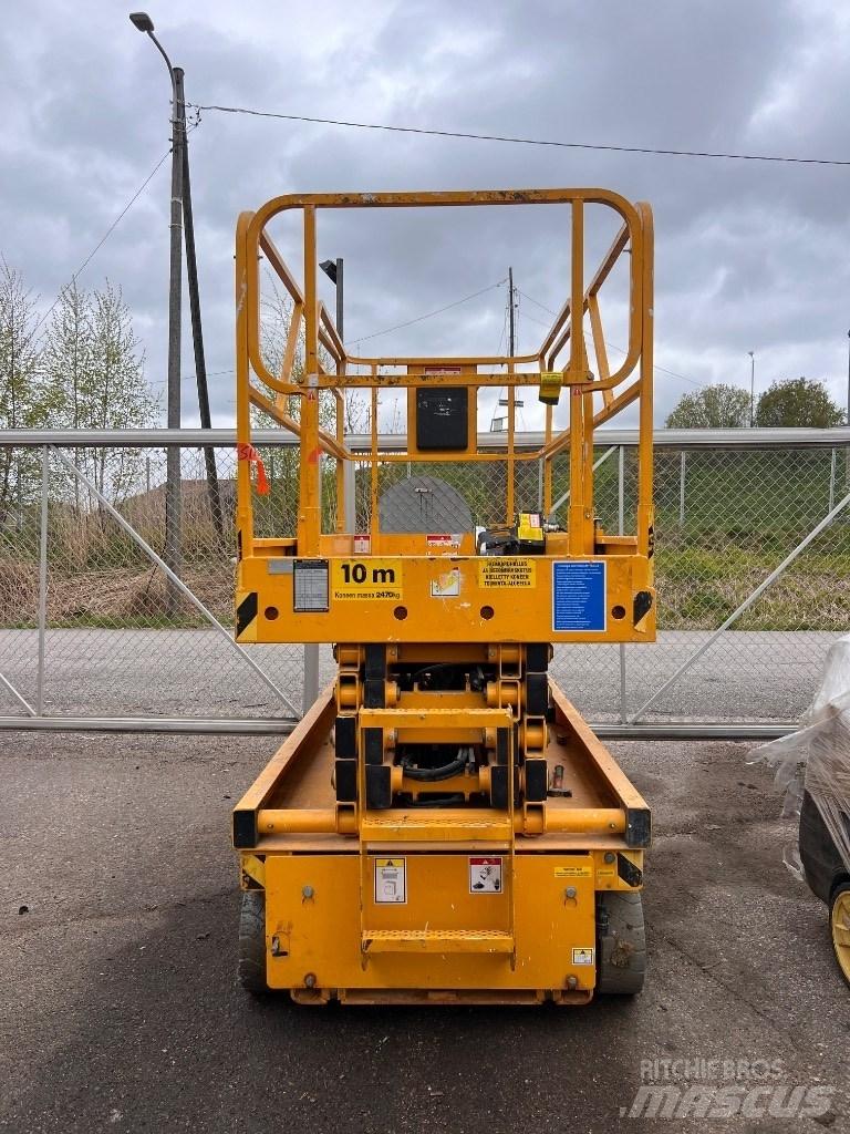 Haulotte Compact 12 Podnośniki nożycowe