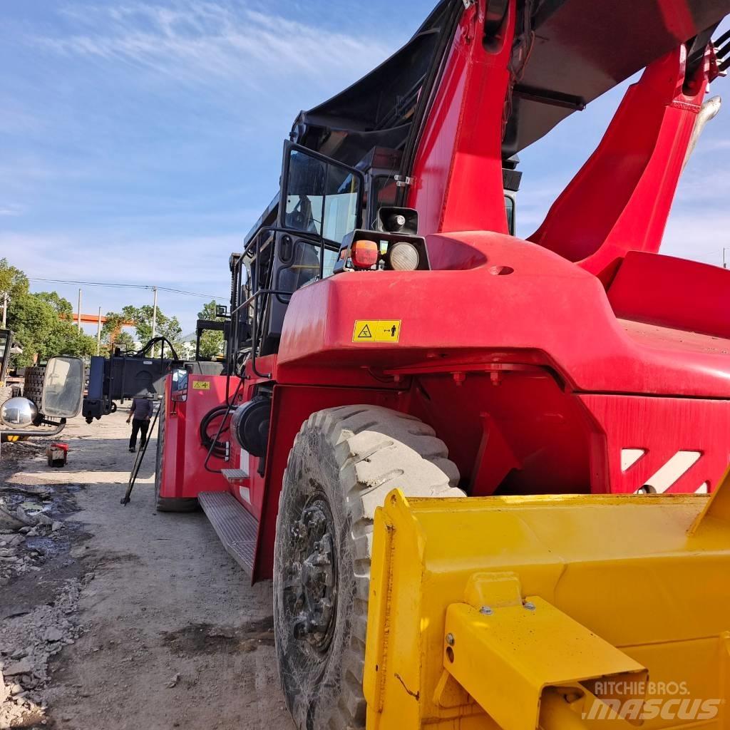 Kalmar DRT 450 Wózki typu Reachstacker