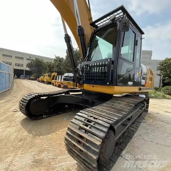 CAT 330D2 Koparki gąsienicowe