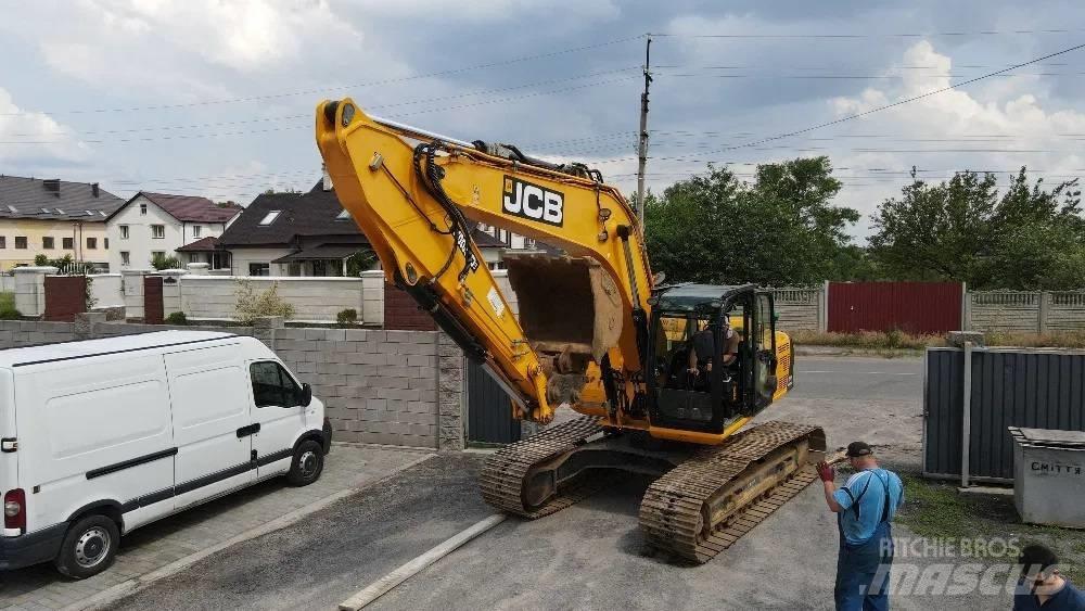 JCB JS220LC Koparki gąsienicowe