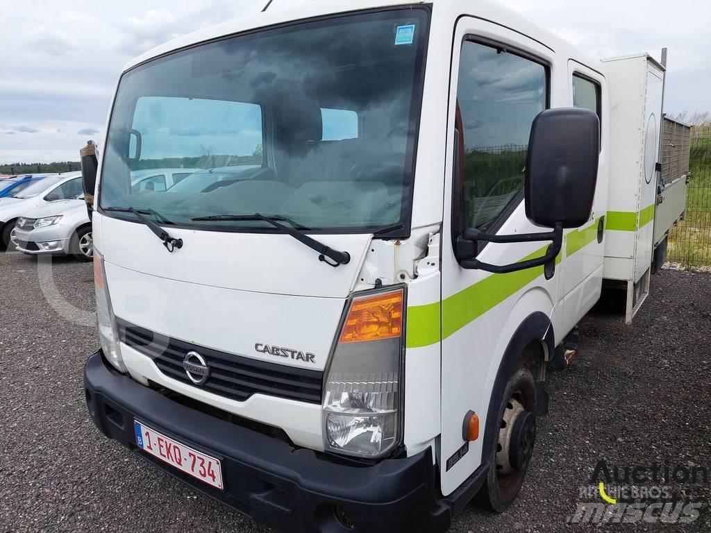 Nissan Cabstar Pick-upy / Pojazdy z otwieranymi burtami
