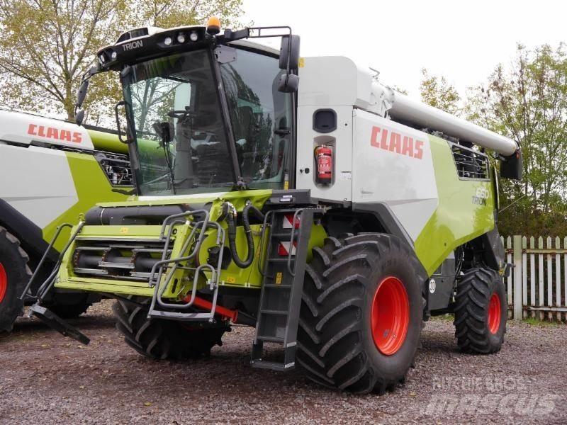 CLAAS TRION 660 Kombajny zbożowe