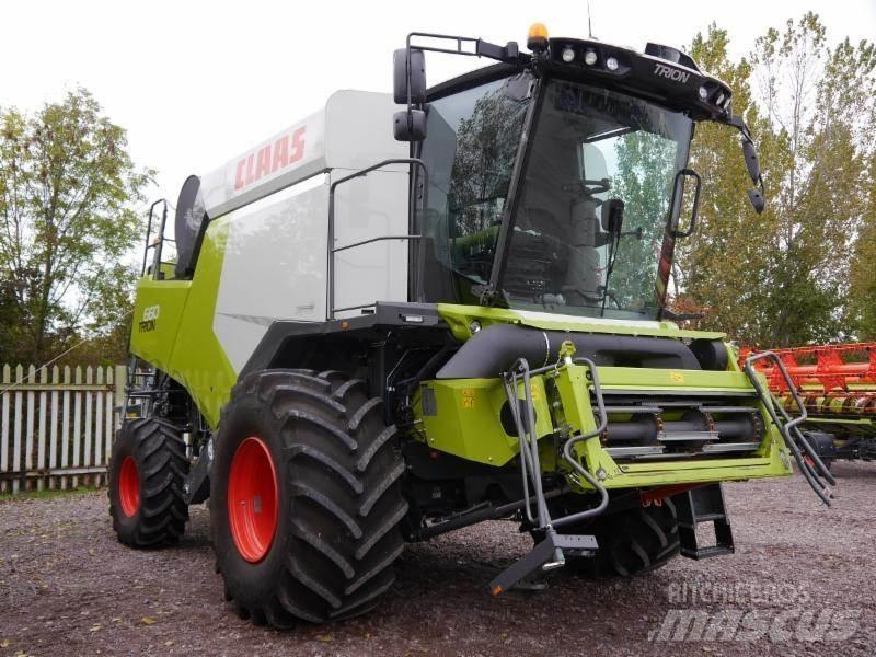 CLAAS TRION 660 Kombajny zbożowe