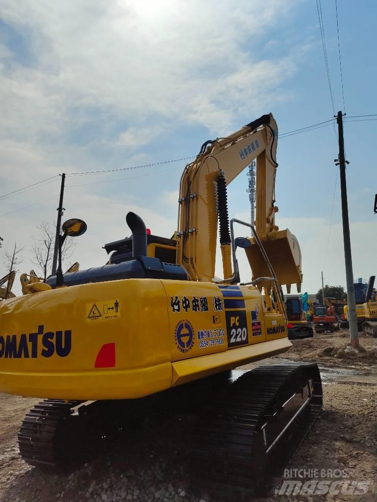 Komatsu PC 220 Koparki gąsienicowe