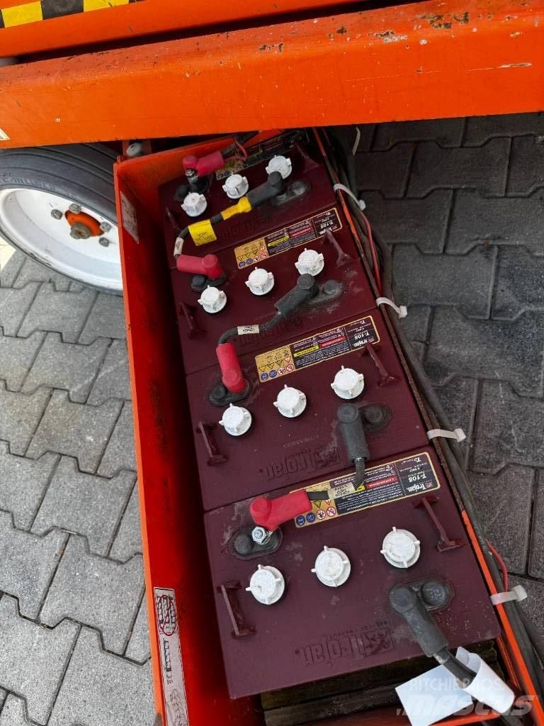 SkyJack SJIII 4632 Podnośniki nożycowe