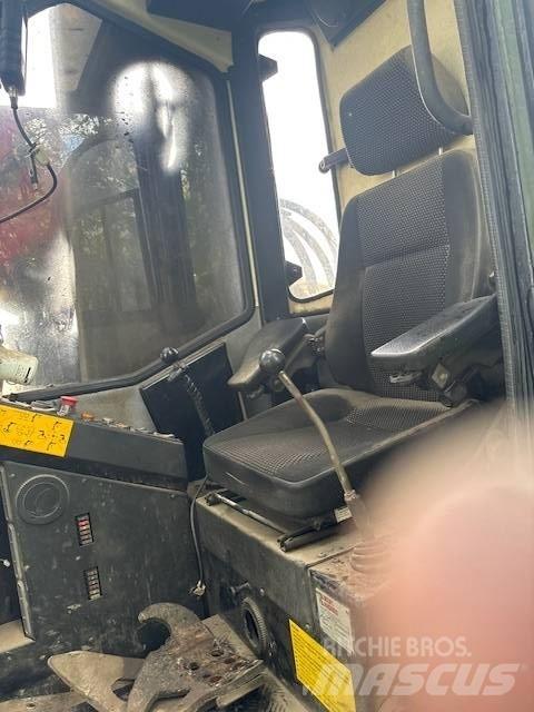 Loglift F118ST9.6 Żurawie leśne