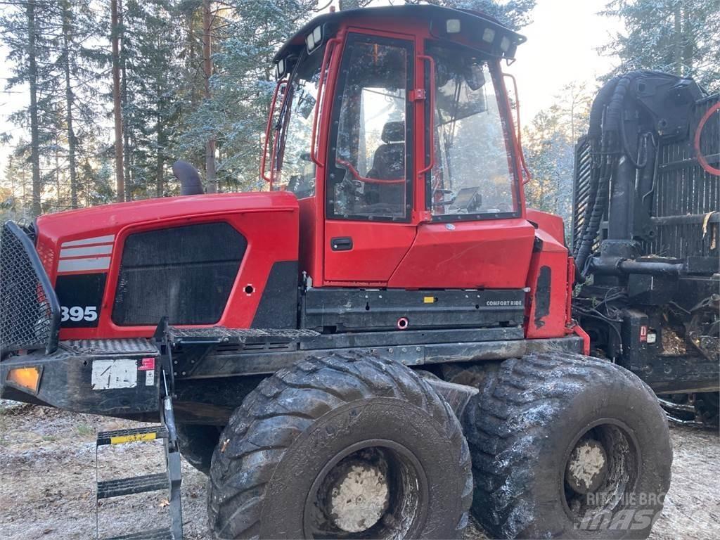 Komatsu 895 Forwardery