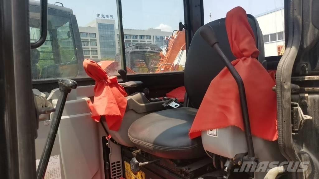 CAT 305 C CR Minikoparki