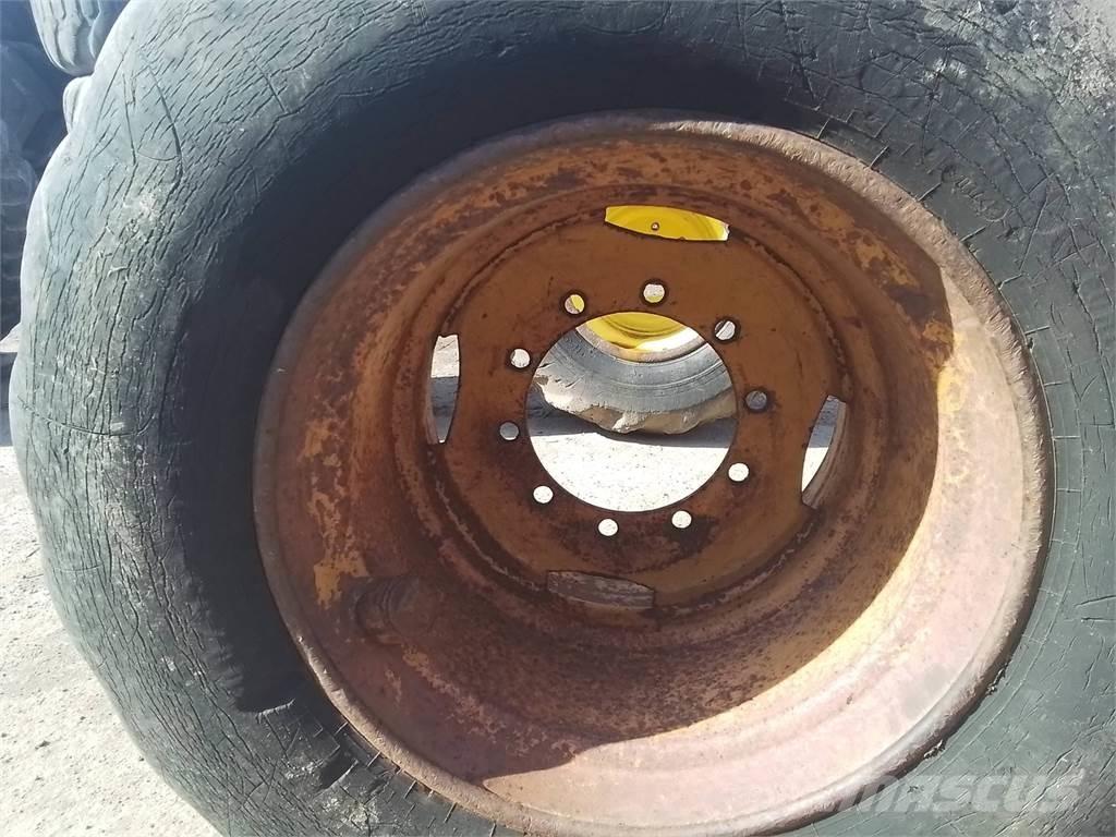 Ösa 250 20x26,5 Opony, koła i felgi