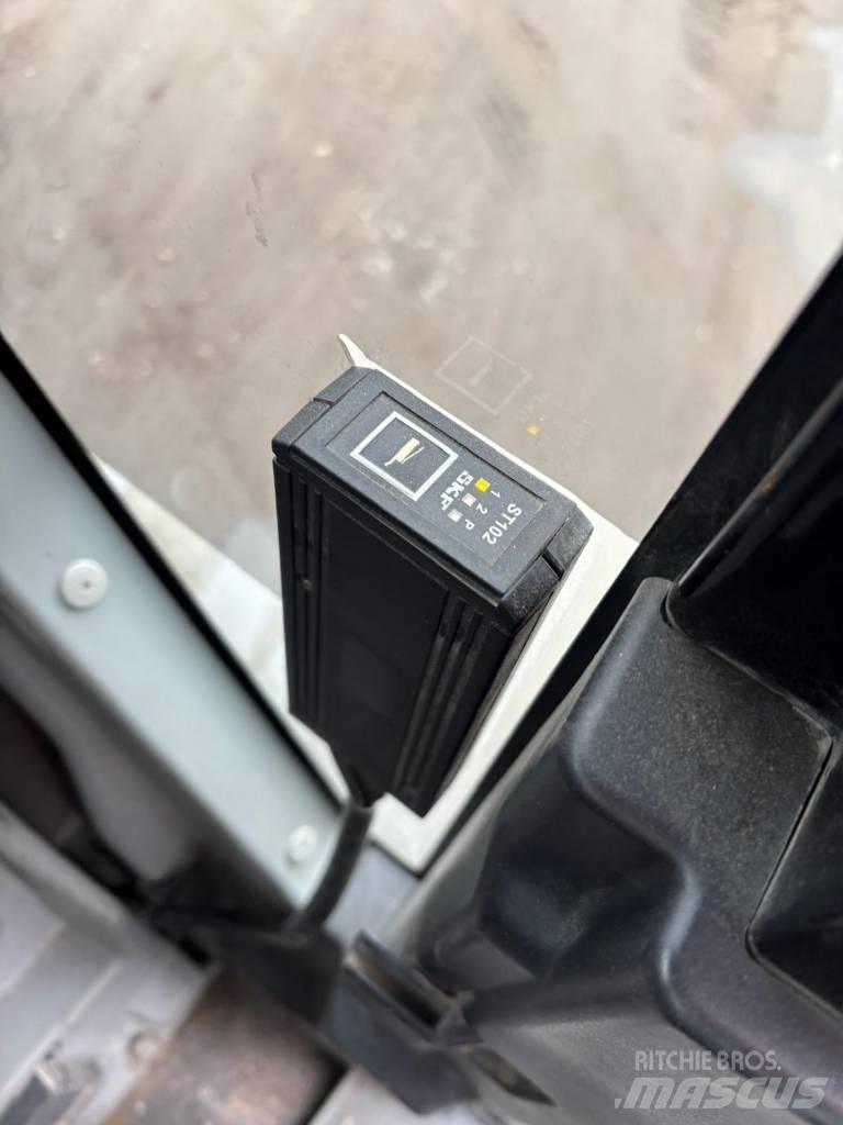 CAT 320EL Koparki gąsienicowe