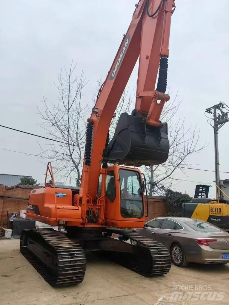 Doosan 225-7 Koparki gąsienicowe