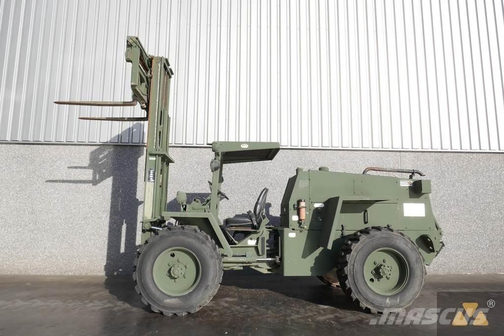 CASE M4K Ex-army Wózki widłowe terenowe