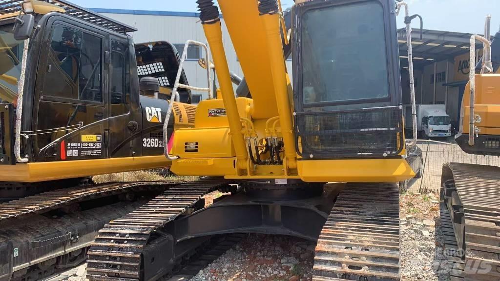 Komatsu PC 200 Koparki gąsienicowe