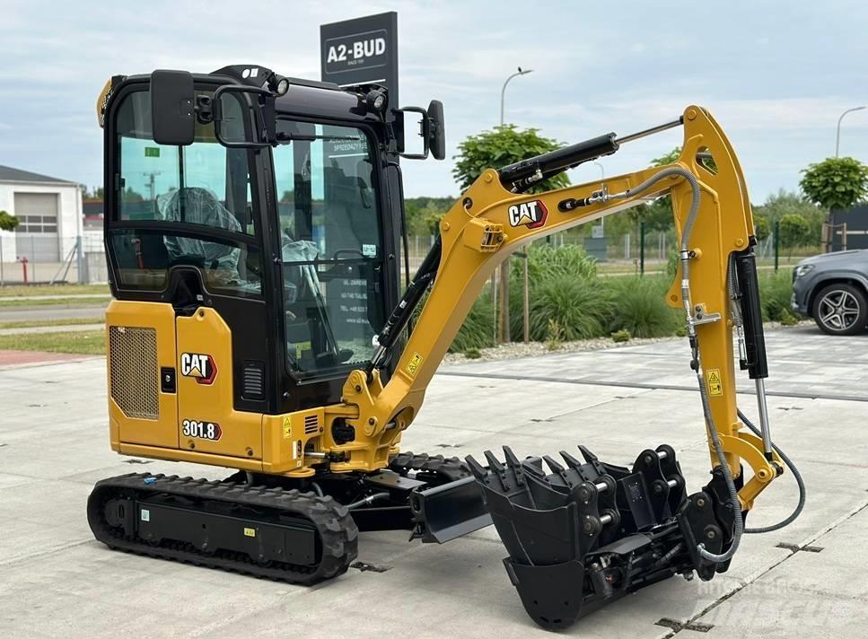 CAT 301.8 Minikoparki