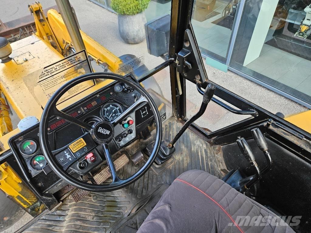 Massey Ferguson 50hx Koparko-ładowarki