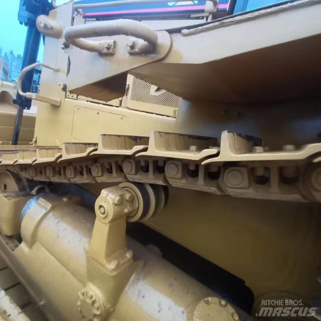 CAT D 6 H Równiarki