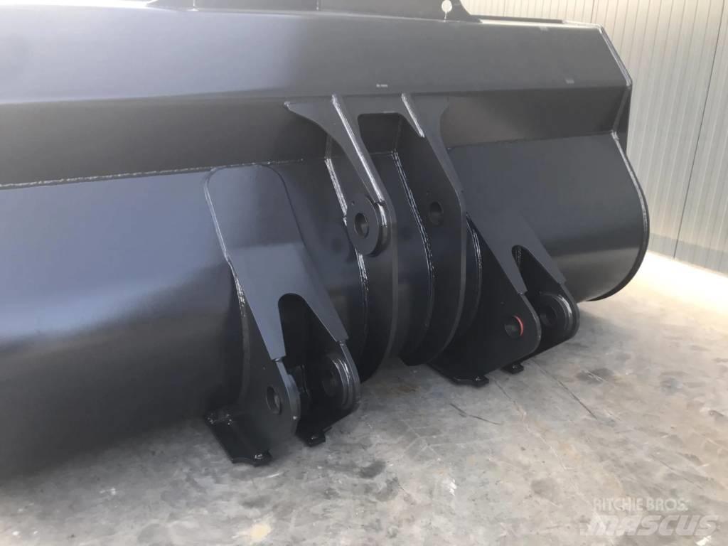 Volvo L180D Łyżki do ładowarek