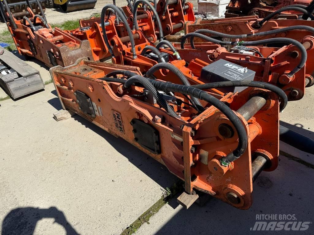 NPK GH 10 Młoty hydrauliczne