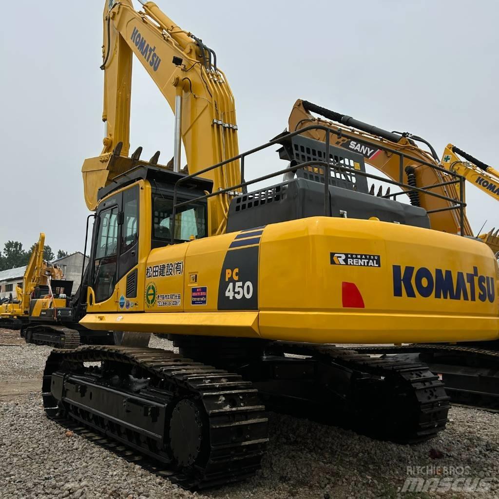 Komatsu 450 Koparki gąsienicowe