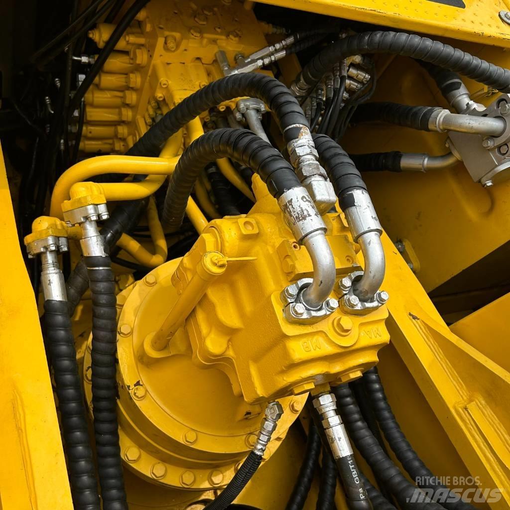 Komatsu 450 Koparki gąsienicowe