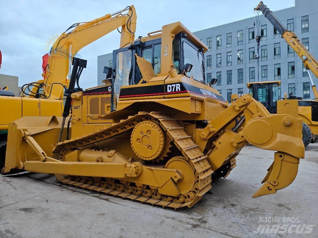 CAT D 7 R Równiarki