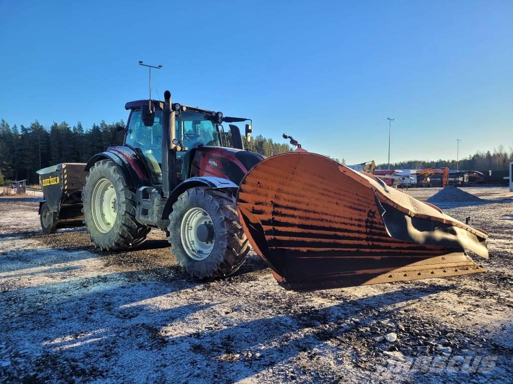 Valtra T 174 E Ciągniki rolnicze