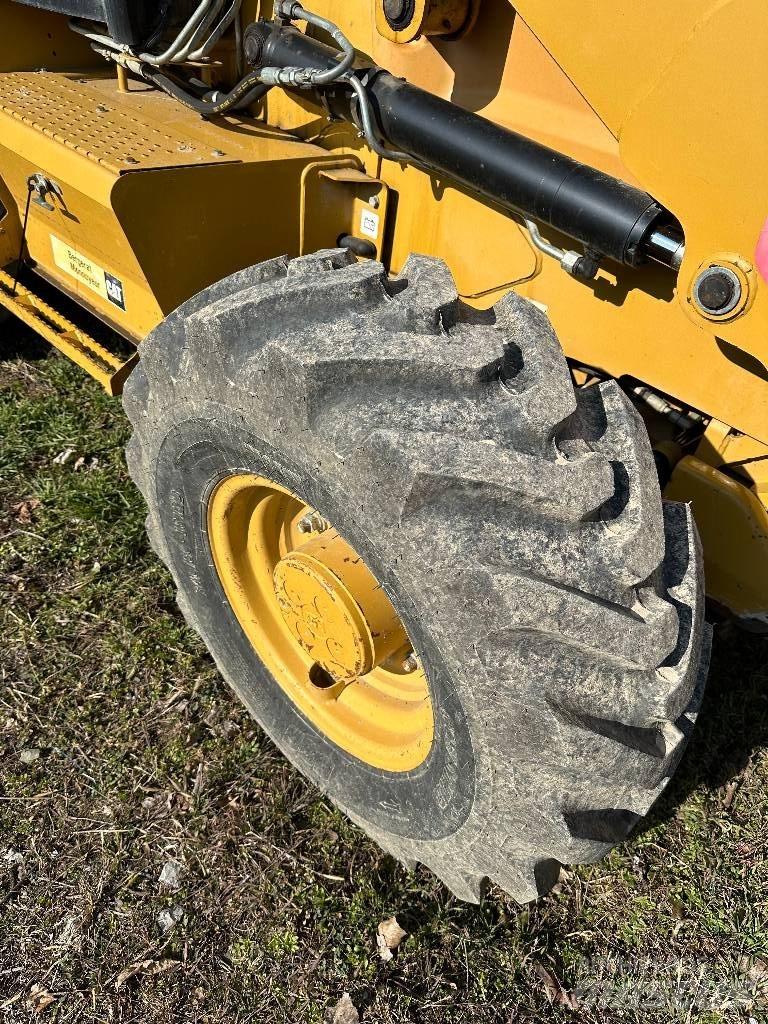 CAT 442E Koparko-ładowarki