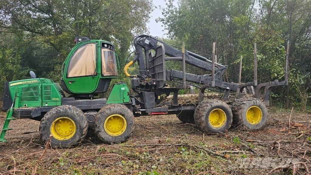 John Deere 1110 E Forwardery