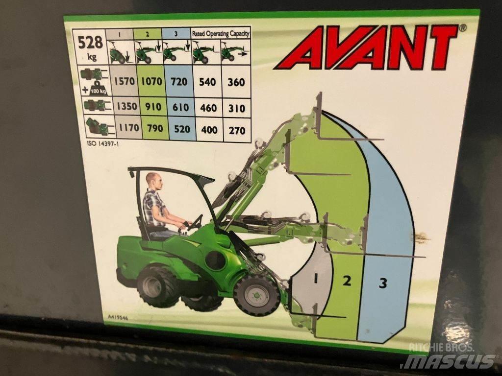 Avant 528 Ładowarki wielofunkcyjne