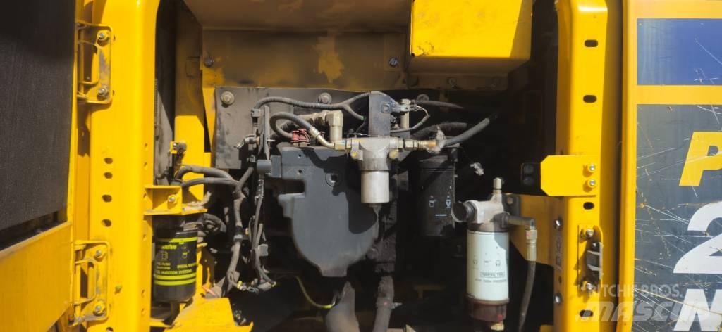 Komatsu PC240NLC-11 Koparki gąsienicowe